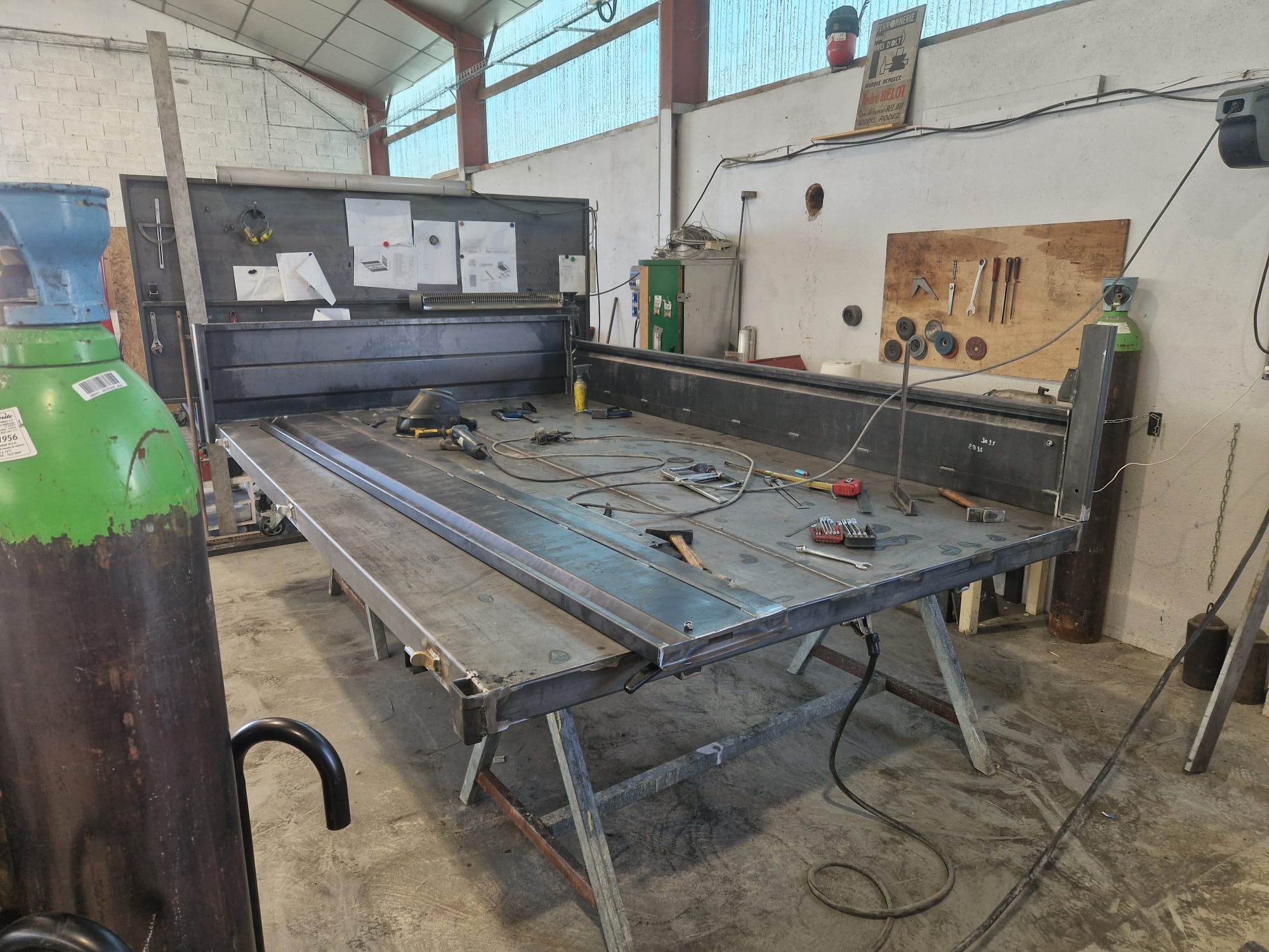 Poste de travail dans l'atelier de Châteaudun